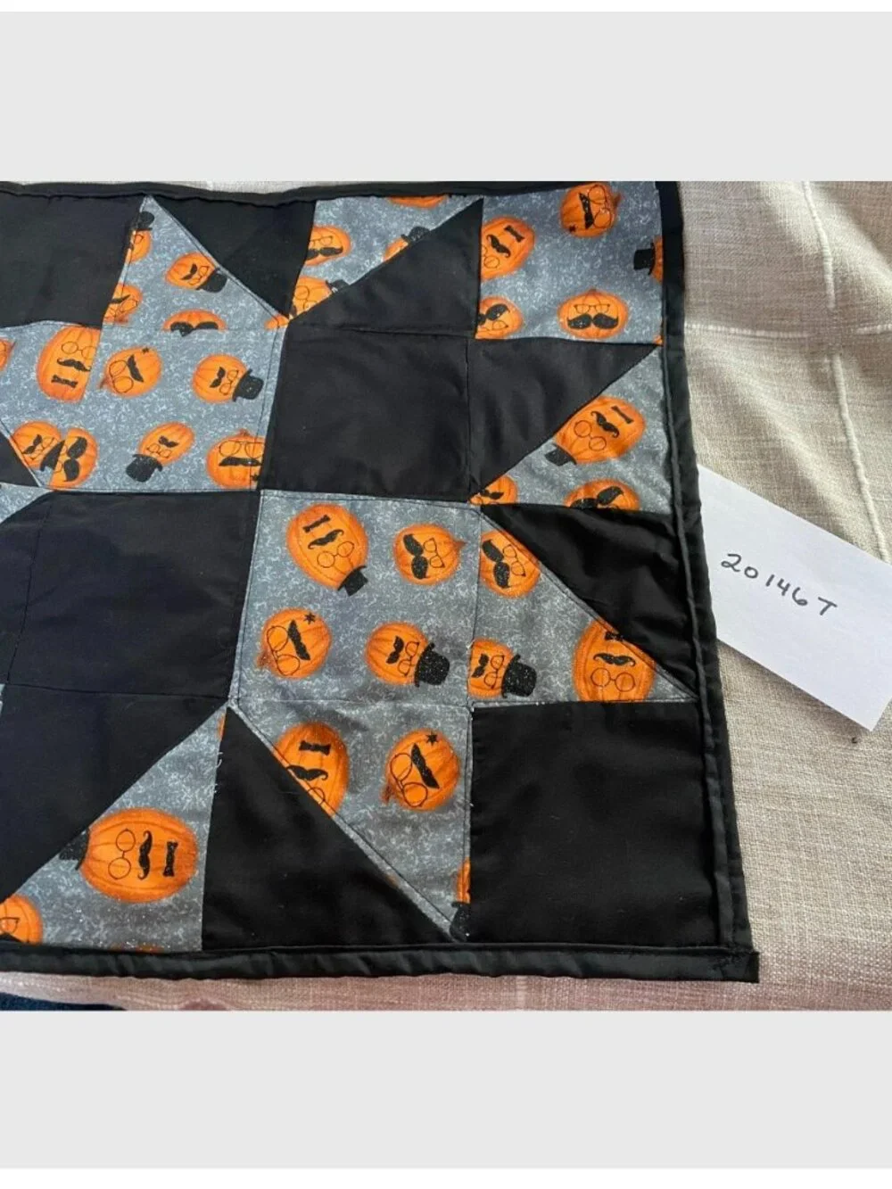 Halloween Set of 5 placemats NEW